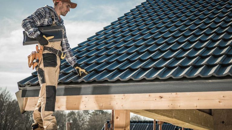 Roof-Downpipes-Maintenance-and-Installations.jpg